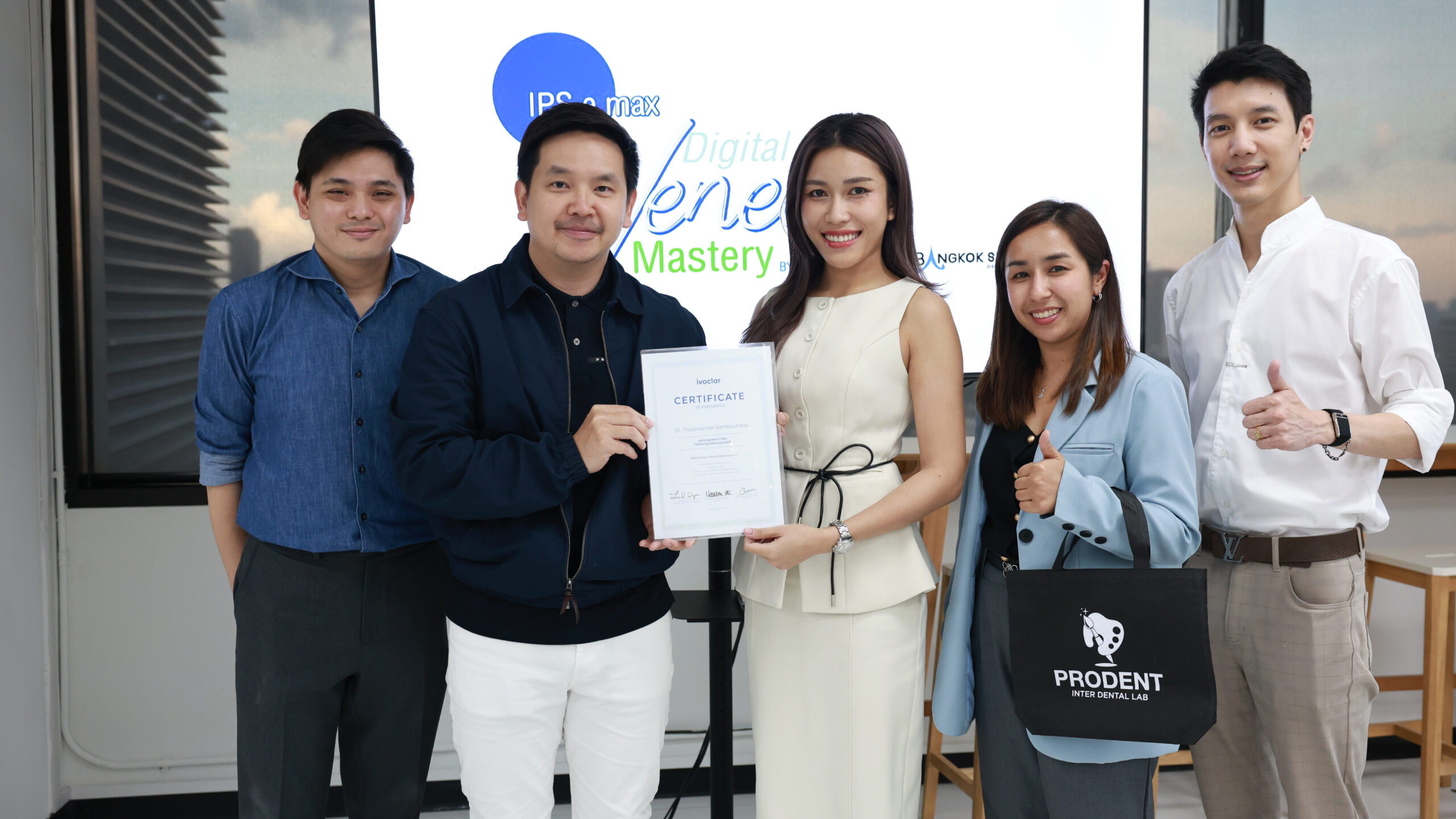 รูปรวมกิจกรรม-09